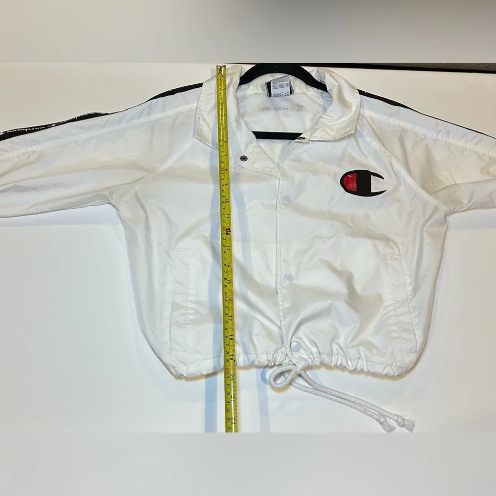 Champion White Windbreaker Jacket Small Womenโs Logo Tape Cropped - Picture 12 of 13